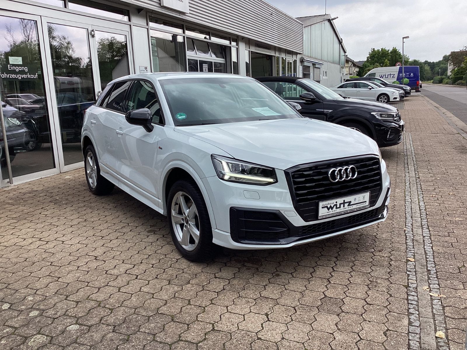 Fahrzeugabbildung Audi Q2 30 TFSI sport S-Line LED elektr. Heckklappe