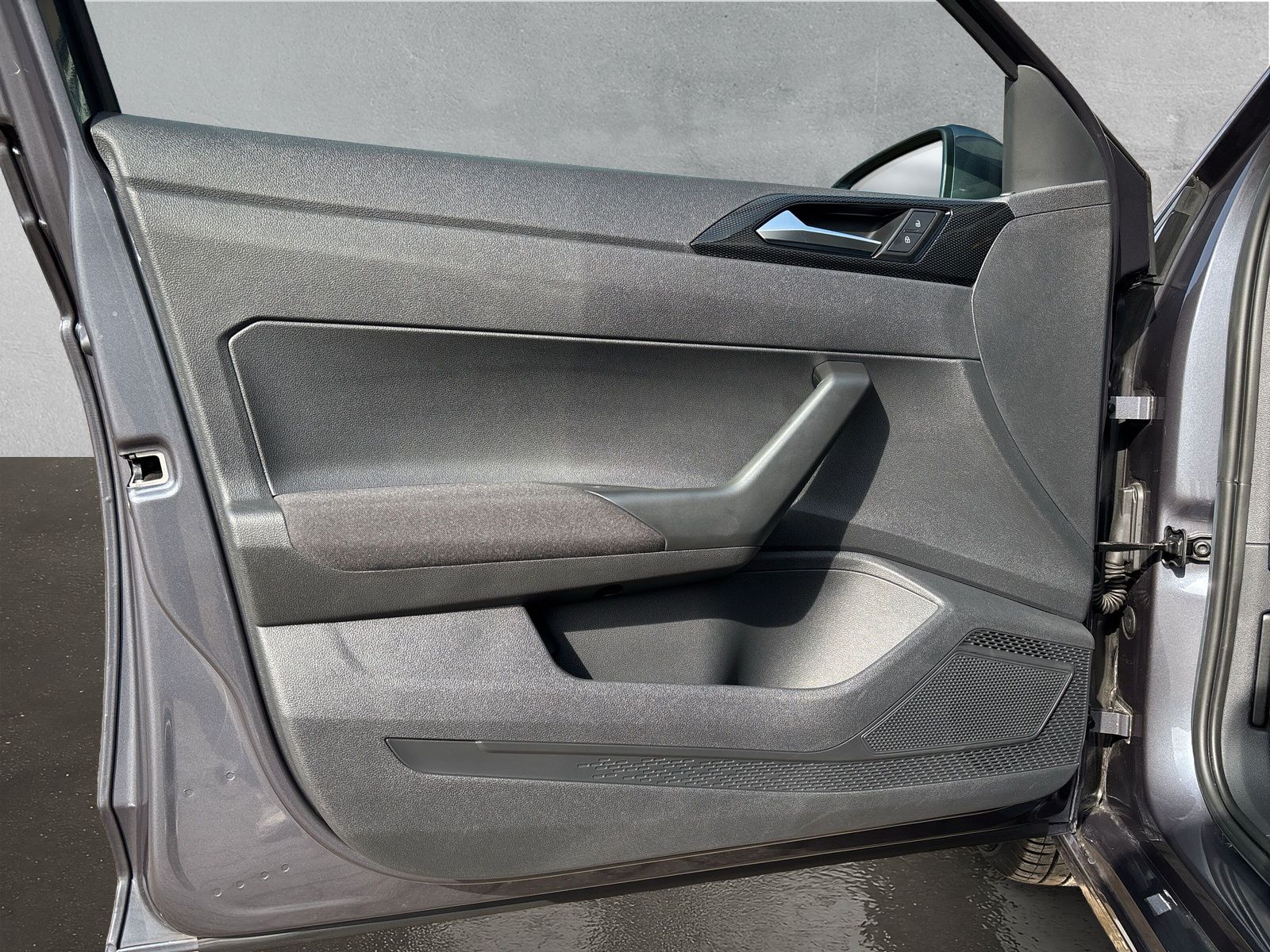 Fahrzeugabbildung Volkswagen Polo Life 1.0 TSI LED Bluetooth