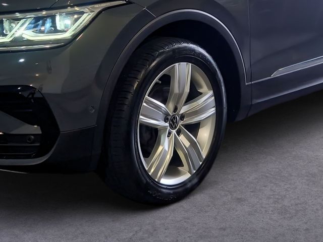 Tiguan 2.0 TDI DSG 4M ELEGANCE IQ.LIGHT+AHK+RFK+