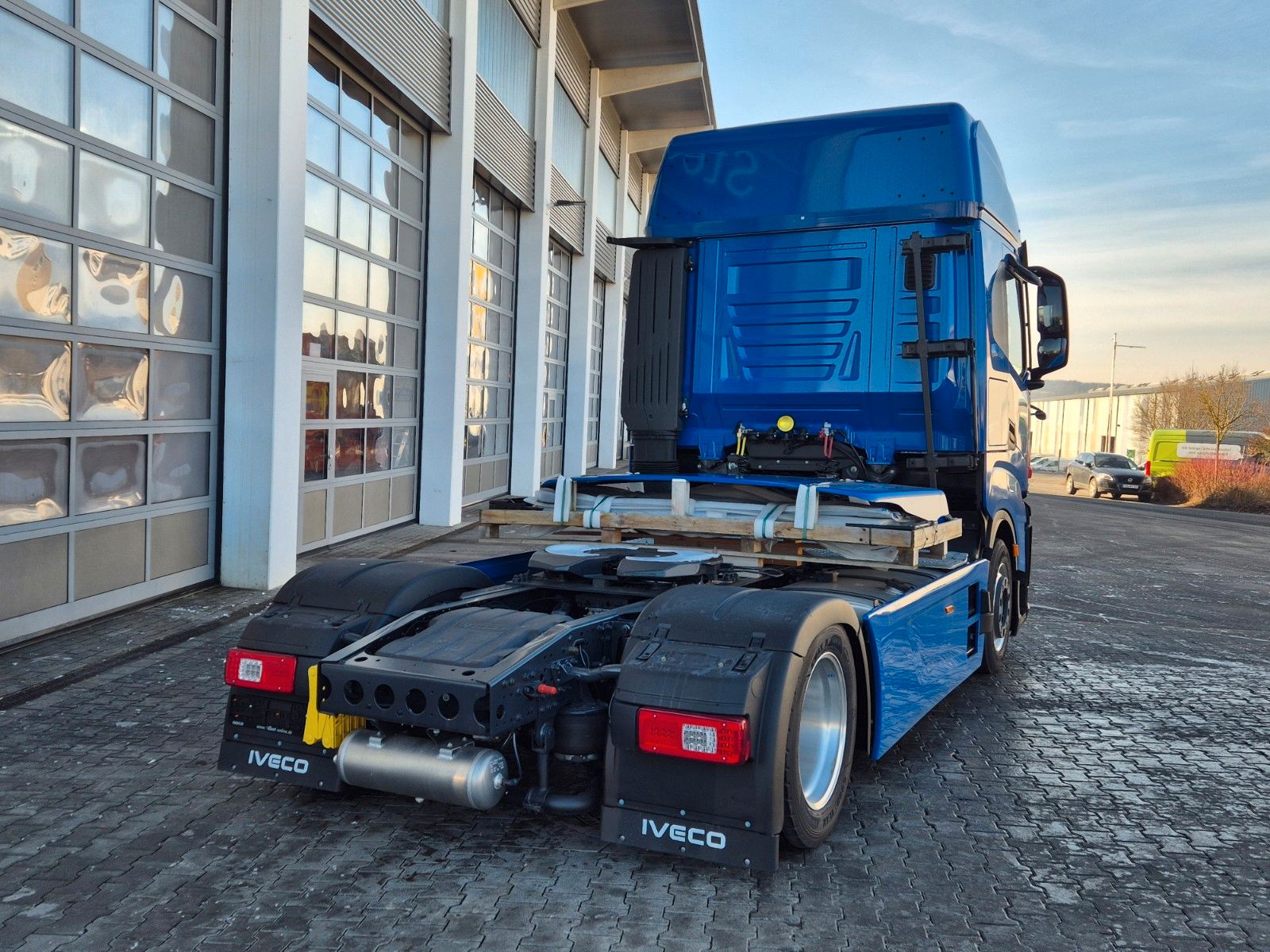 Fahrzeugabbildung Iveco AS440S50T/FP LT, Intarder, Alu-Felgen