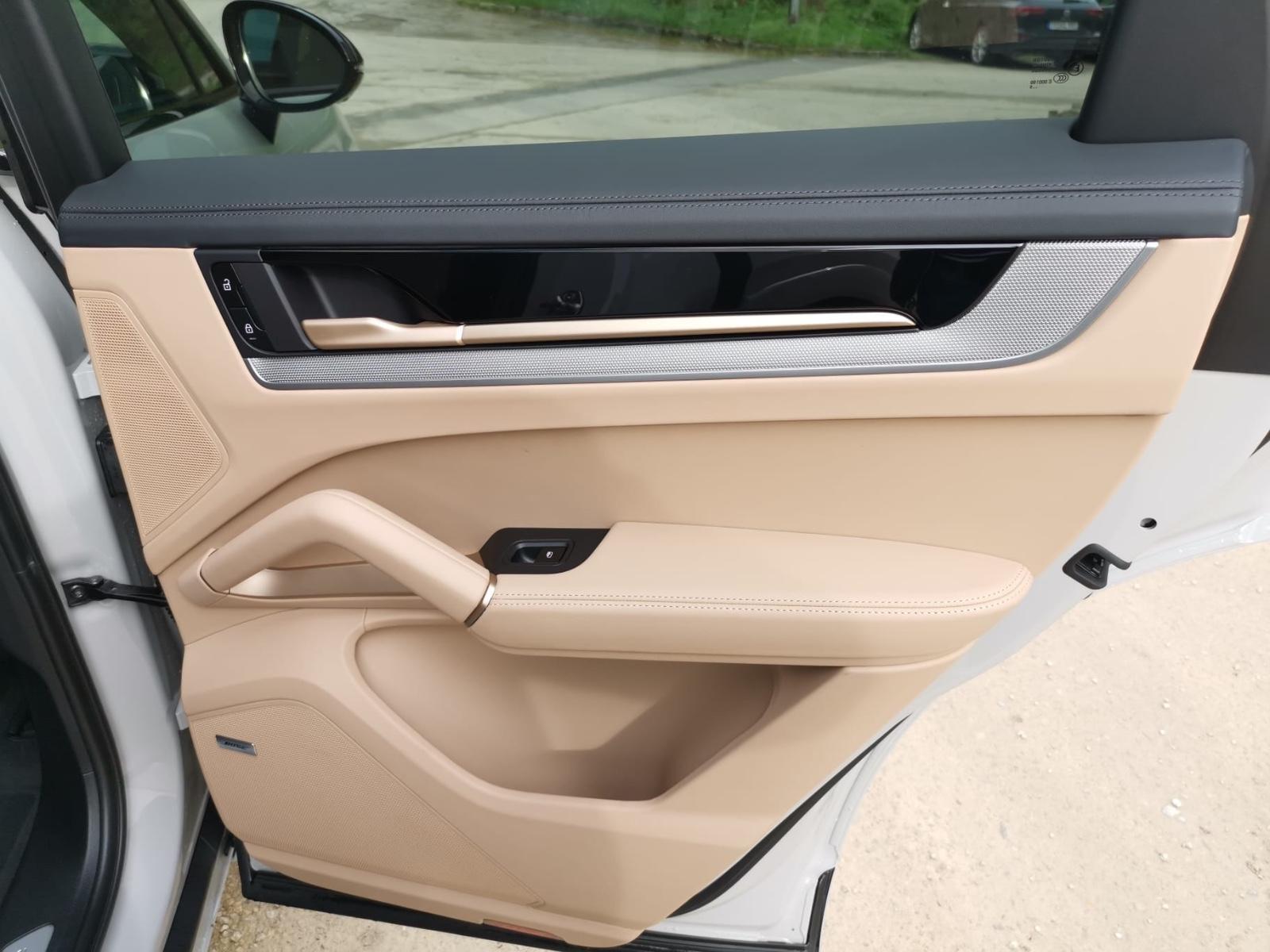 Porsche Cayenne E-Hybrid Coupe*SportDesign*KREIDE*BEIGE*
