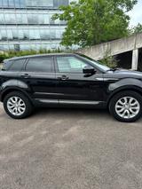 Land Rover Range Rover Evoque 2.0 TD4 110kW SE Autom. SE - Land Rover Range Rover Evoque in Köln