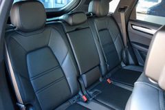 PORSCHE Cayenne / SPORT DESIGN PAKET / BOSE / MEMORY