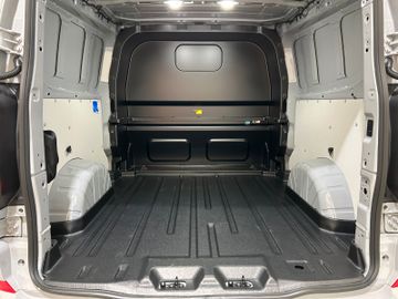 Ford Transit Custom 2,0lDoppelkabine L2 AT 5JGar