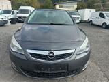 Opel Astra J Lim. 1.7 Disel Edition-1 HAND !!! - Opel Astra mit Diesel-Antrieb: Limousine, 1.7
