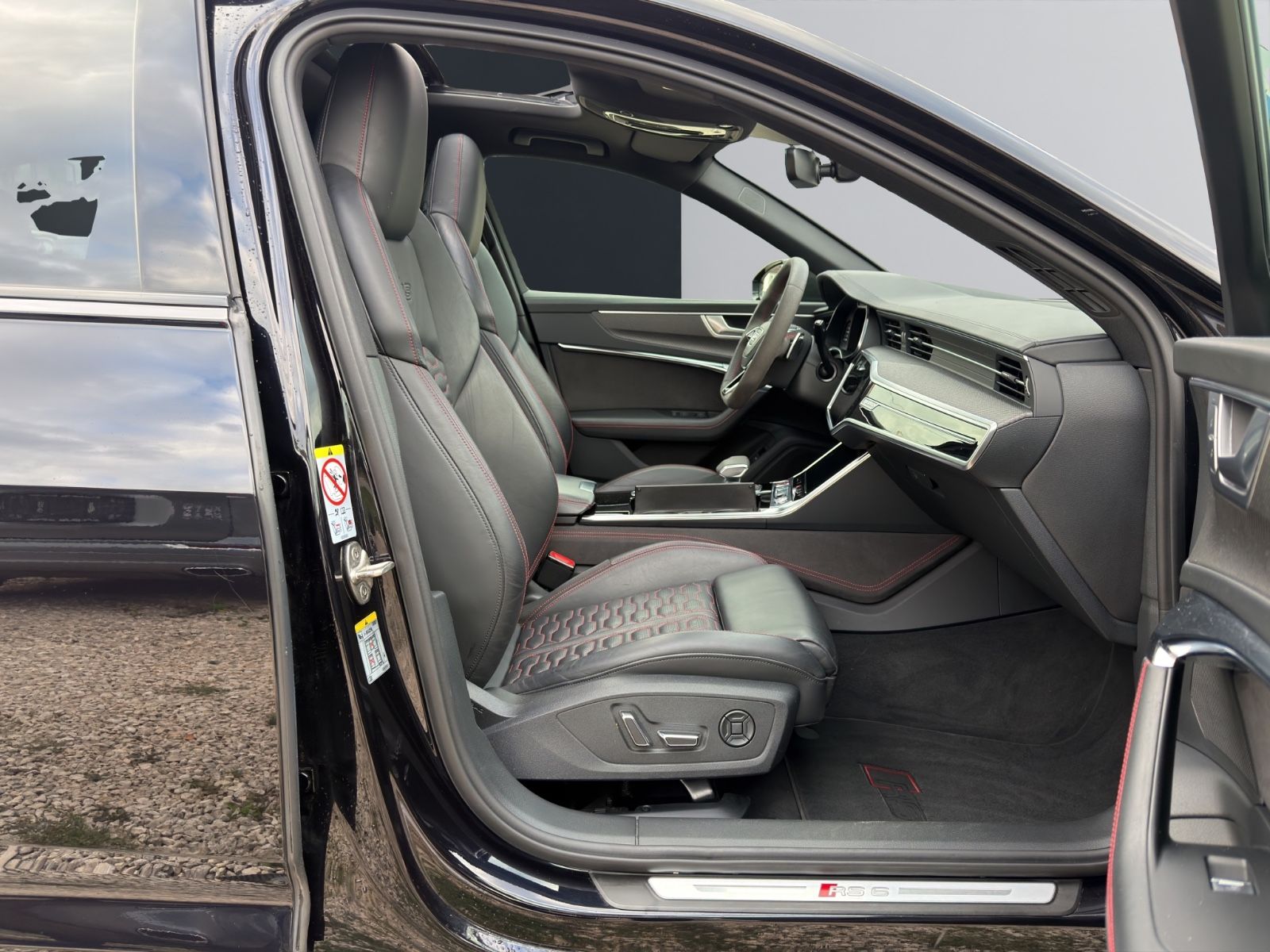 Audi RS6 4.0 TFSI quattro*MATRIX*PANO*22"*H-UP*B&O* foto 14