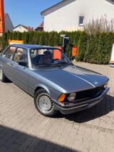 BMW Bmw E21 315 - BMW 315 mit Benzin-Antrieb