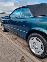 Mercedes-Benz E 200 Cabrio W124 Oldtimer H- Kennzeichen - gebrauchte Mercedes-Benz E 200 aus dem Jahr 1995