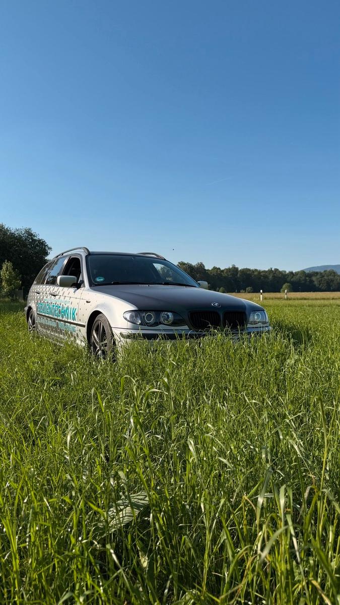 BMW 320