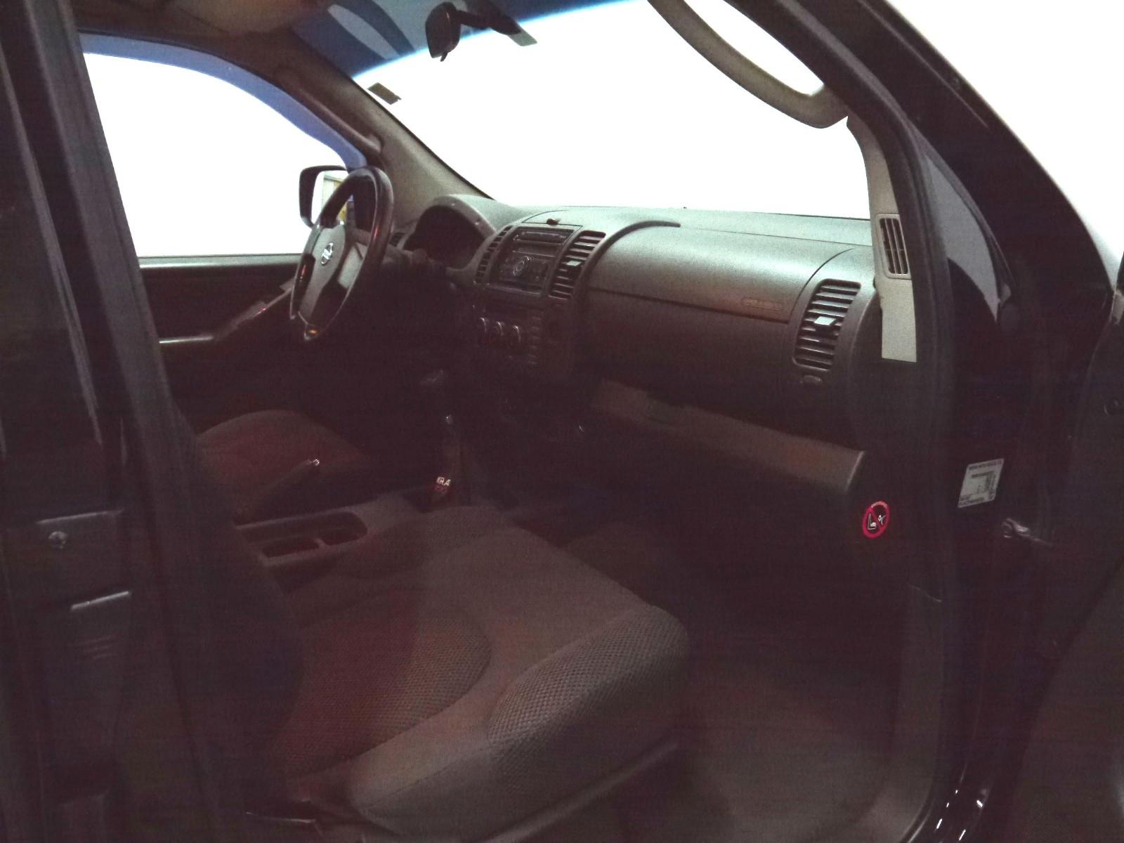 Nissan Navara King Cab 171CH | 4X4 | Attelage | LED | Hard Top Thule