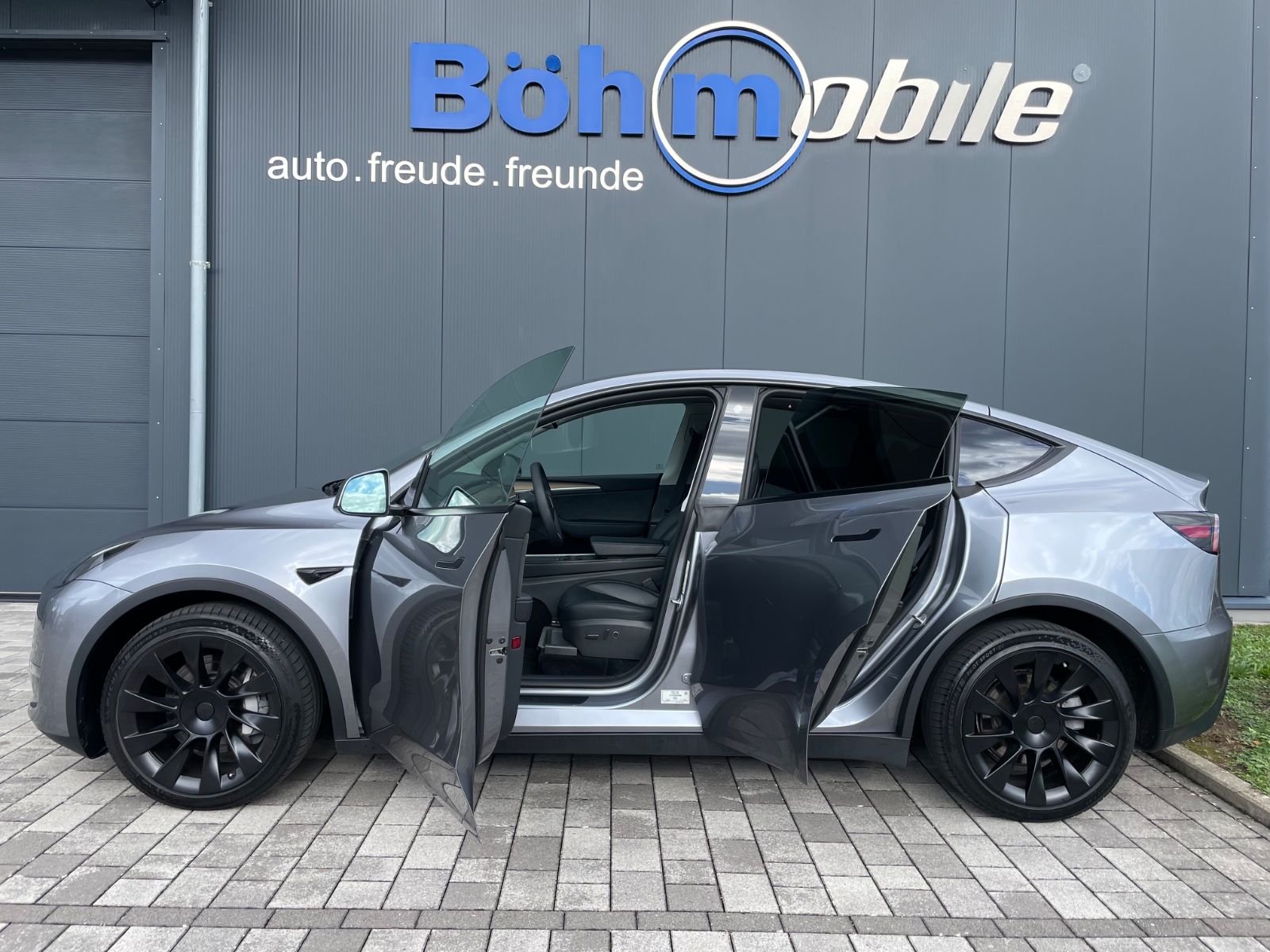 Tesla Model Y LR Dual AWD/AHK/20 Zoll/1.Hd./MWST. awb. imagem 2