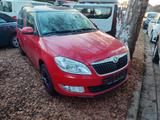 Skoda Roomster Ambition - Skoda Roomster: Rot