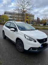 Peugeot 2008 Active PureTech 110 EAT6 Stop&Start Active - Peugeot 2008 von privat
