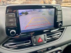 Fahrzeugabbildung Hyundai i30 1.0 T-GDI AAC SHZ KAMERA ALU ALLWETTER