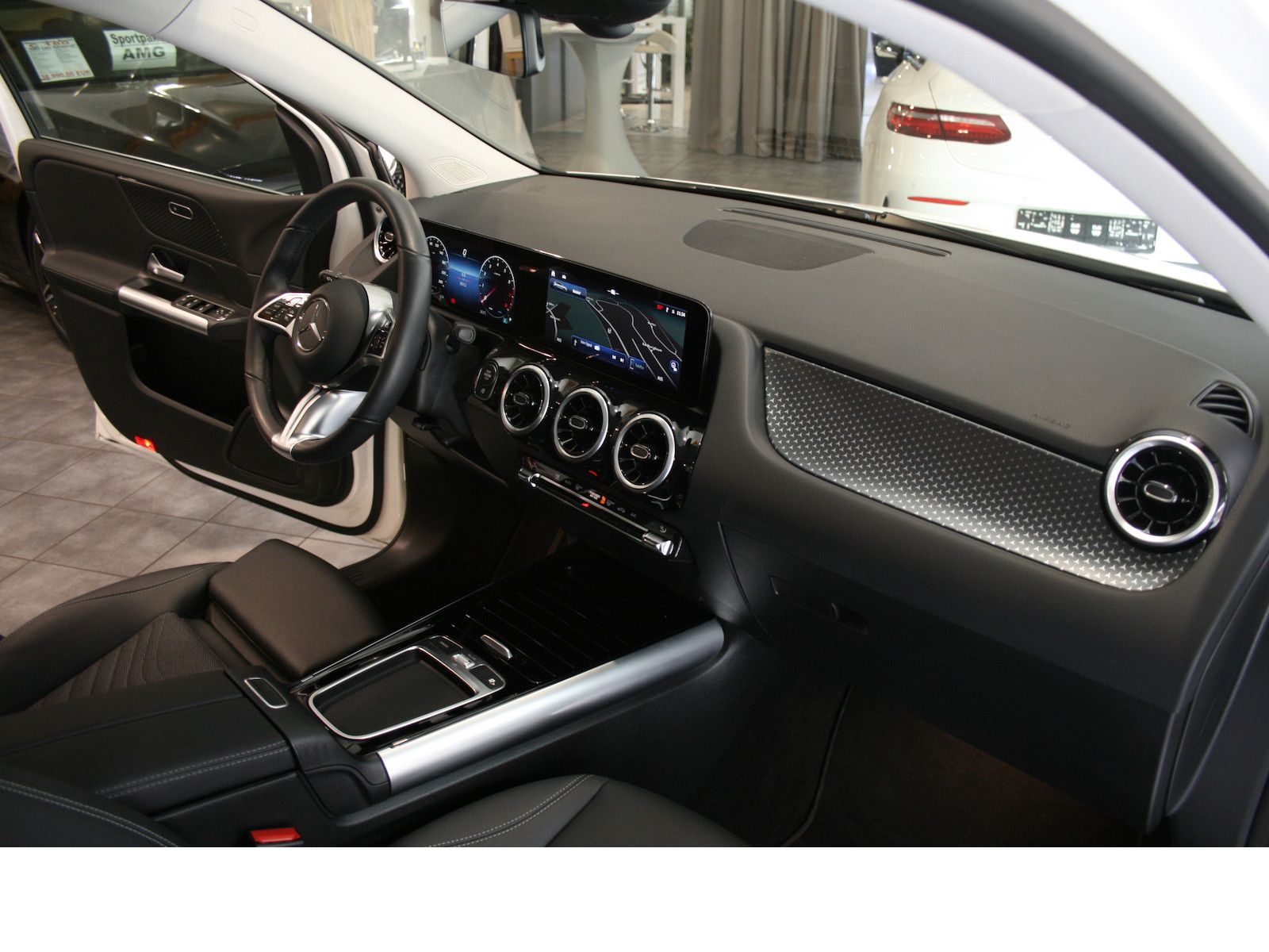 Fahrzeugabbildung Mercedes-Benz B 200 Progres. Advanced *Totwinkel*Winter-Paket*