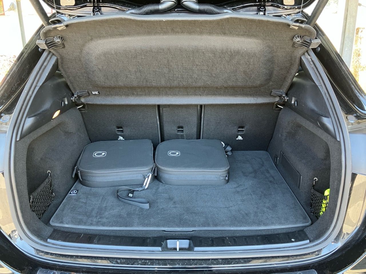 Fahrzeugabbildung Mercedes-Benz EQA 250+ BONUS+PROGRESSIVE+PANO+LENKRADHEIZ+