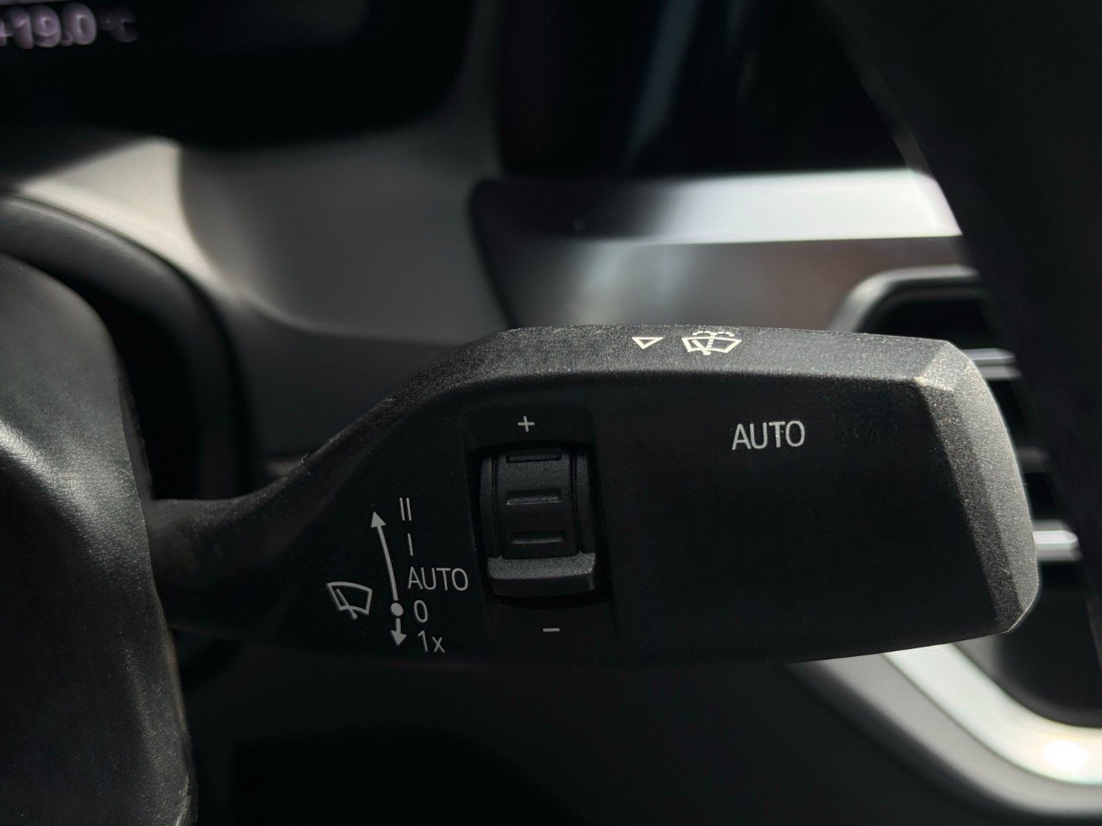 Fahrzeugabbildung BMW M440i xDrive Coupe Edelholz Laser Memory HuD H&K
