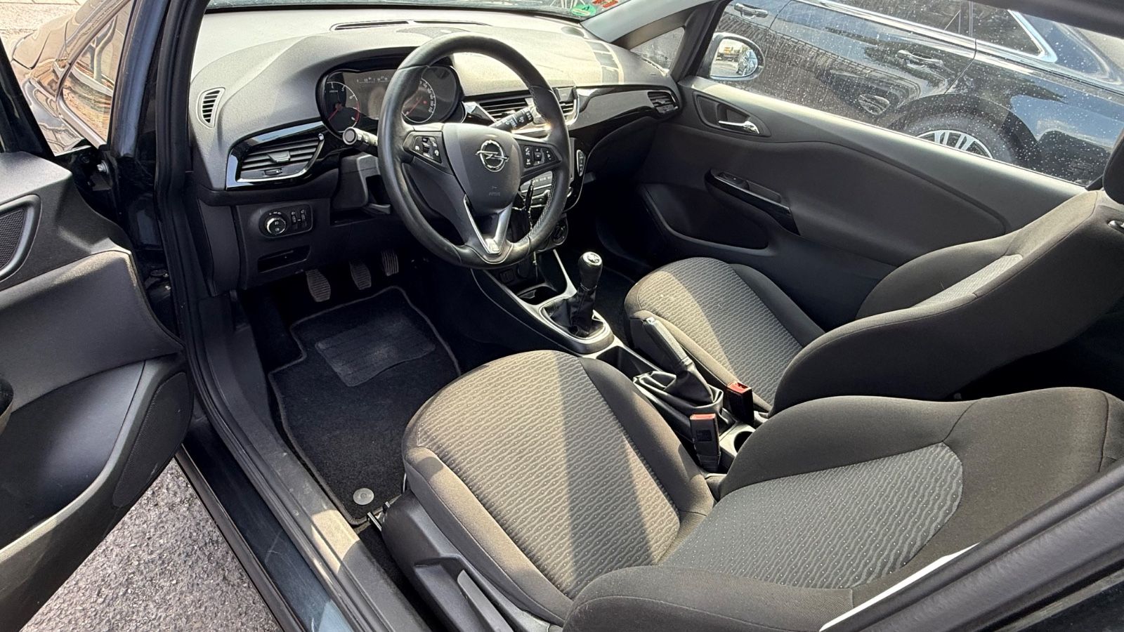Fahrzeugabbildung Opel Corsa E Drive
