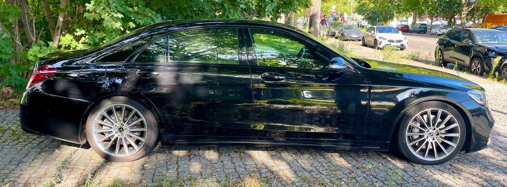 Mercedes-Benz S 560