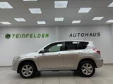 Toyota RAV 4 Life TEMPOMAT / SCHECKHEFT - Toyota aus 2011