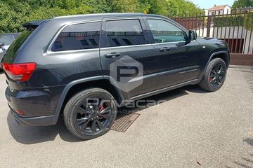Jeep Grand Cherokee - 3