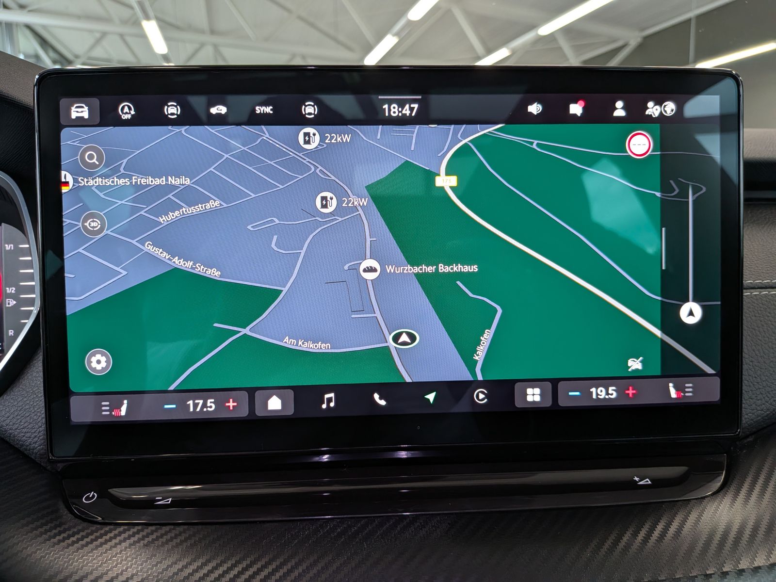 Fahrzeugabbildung SKODA Octavia 2.0TDI Sportline Matrix Canton Pano ACC