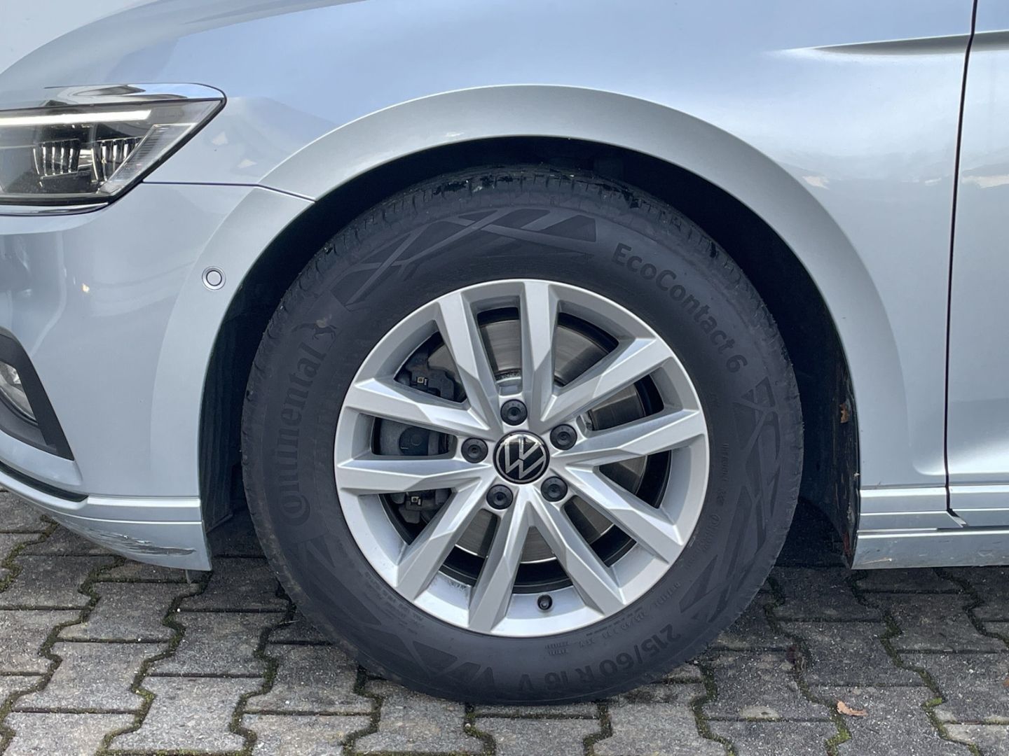 Passat 2.0 TDI DSG Business AHK/Kamera/IQ.Light