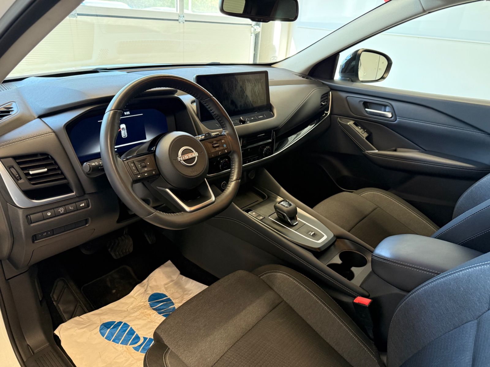 Fahrzeugabbildung Nissan Qashqai N-Connecta 1.3DIG-T Business Technologie