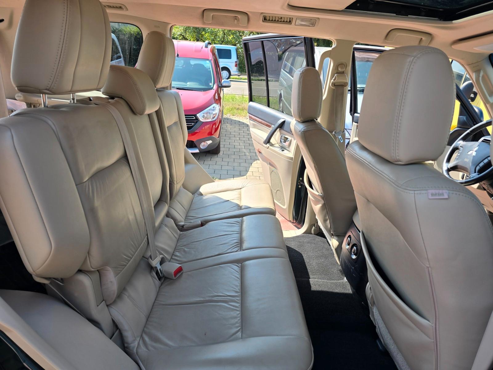 MITSUBISHI PAJERO 3.2 DI-D 170CH INSTYLE 7 PLACES