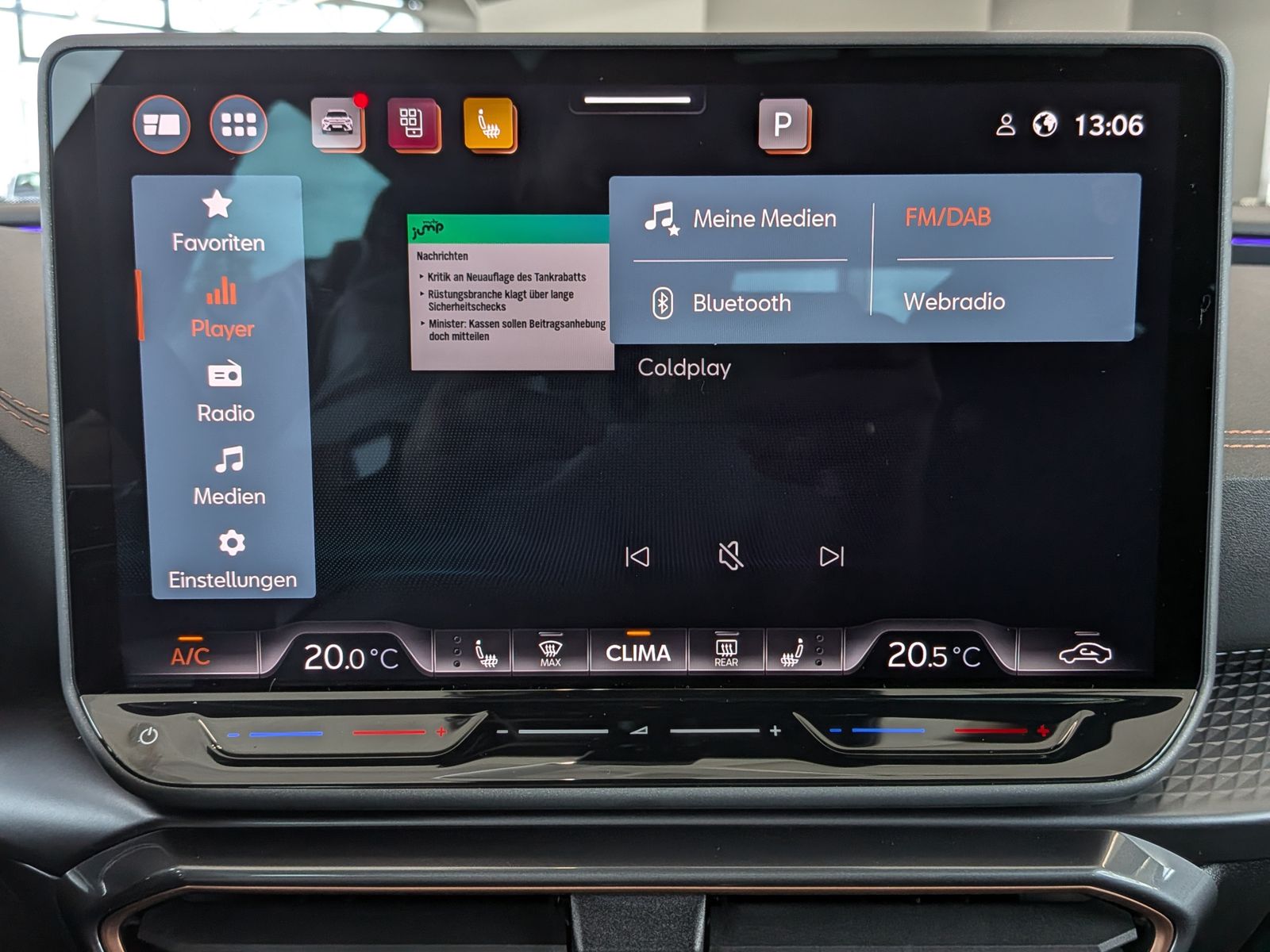 Fahrzeugabbildung CUPRA Formentor 1.5 eTSI Pano Sennh DCC Matrix AHK 19"