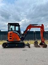 Hitachi ZX 33U-5A**Bj. 2016**1.266 Std.**Gummipads - Hitachi LKWs