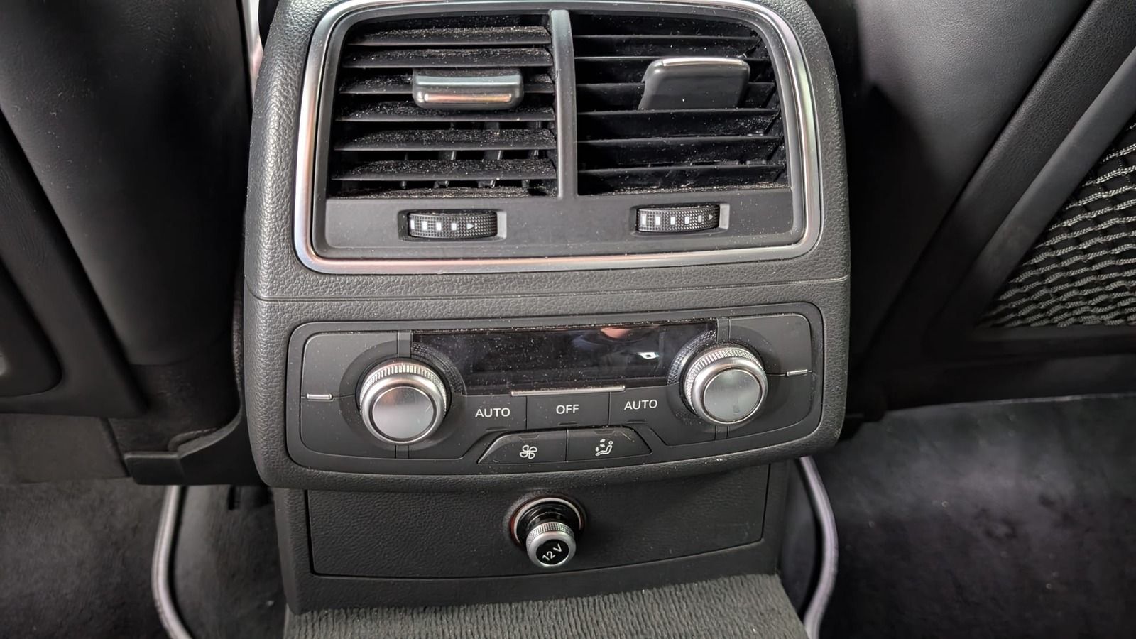 Fahrzeugabbildung Audi A6 3.0 TDI quattro* Xenon * Memory * Schiebedach