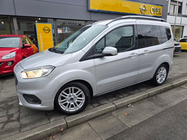 Ford Tourneo Courier Titanium +2 JAHRE GARANTIE+