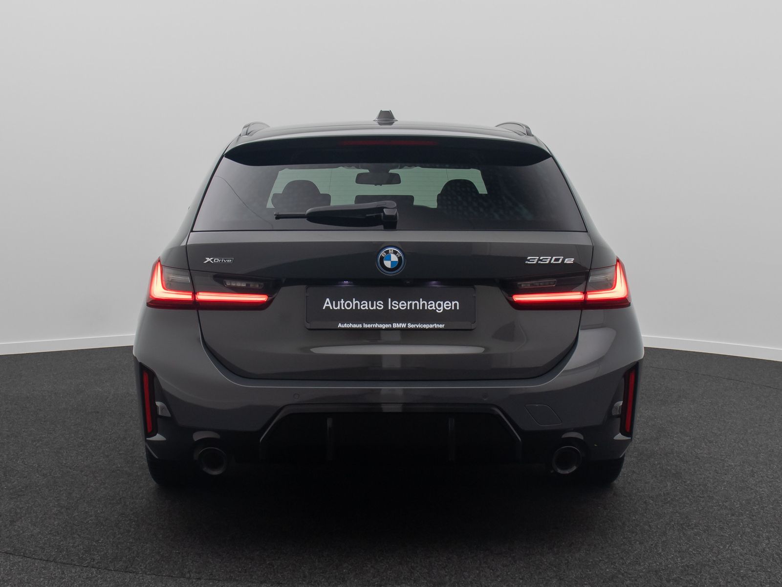 Fahrzeugabbildung BMW 330e xD M Sport HUD DAB Kamera HiFi Komf 19Zoll