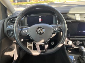 Fahrzeugabbildung Volkswagen Golf VII 1.6 TDI Join*ACC*Totwinkel*AppleCarPlay