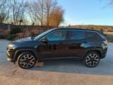 Jeep Compass 1.6 Longitude FWD - Jeep Compass Longitude mit Diesel-Antrieb