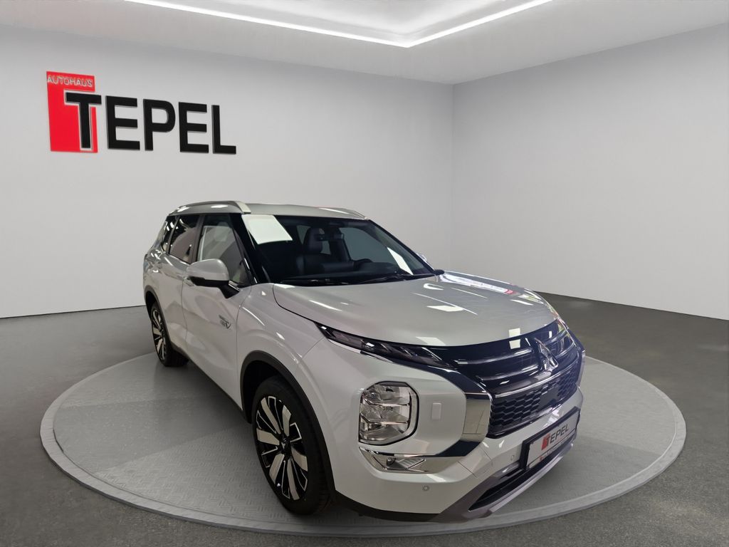 Mitsubishi Plug-in Hybrid Outlander