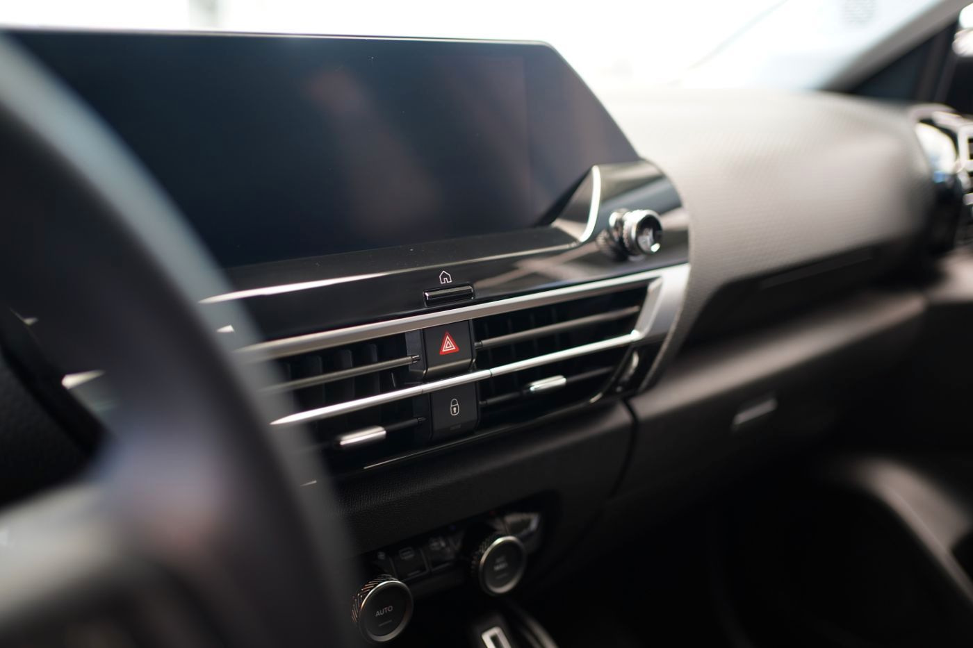 Fahrzeugabbildung Citroën C4 PureTech 130 Max Sitzheizung Navi DAB Klima