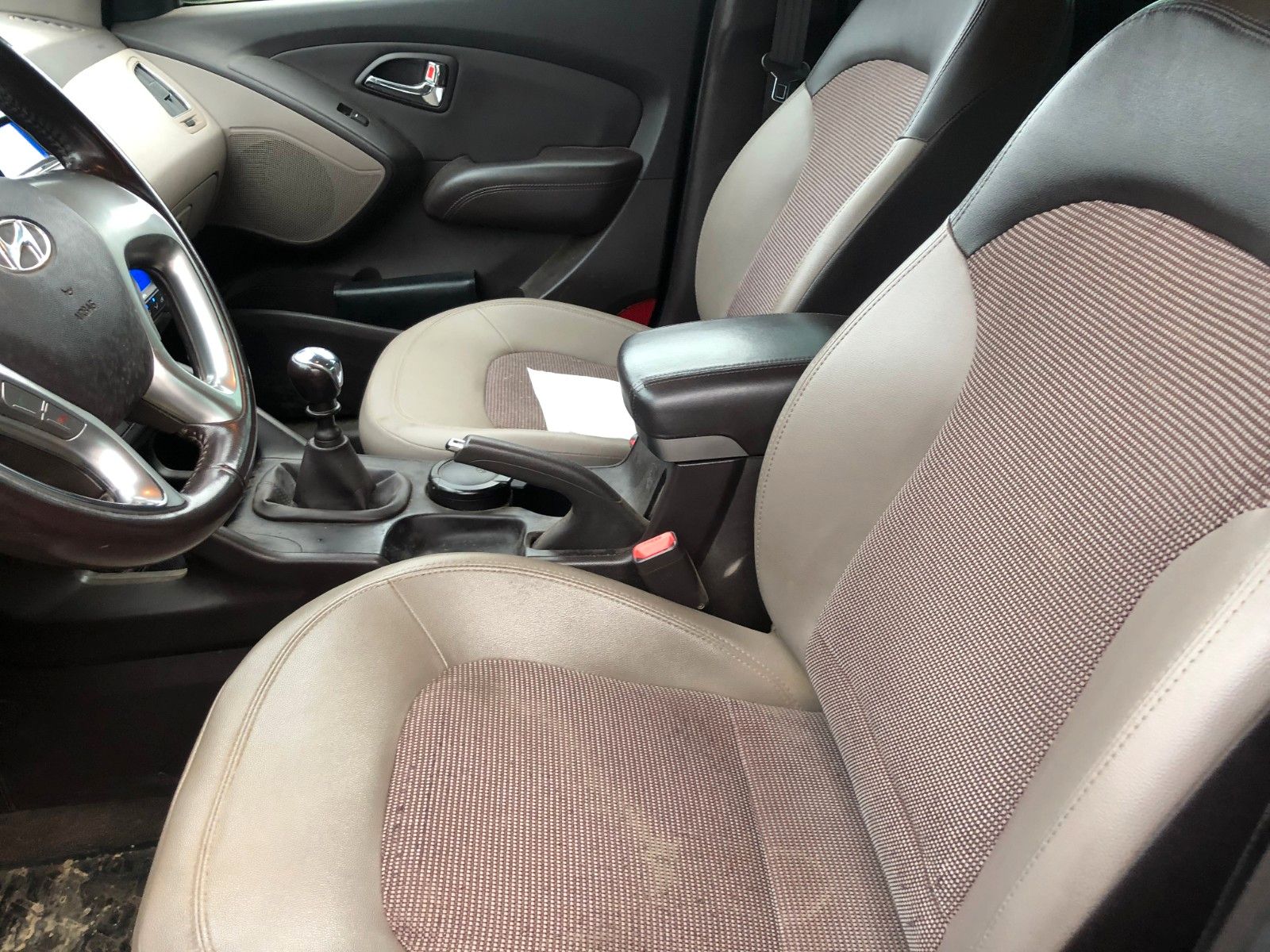 Fahrzeugabbildung Hyundai ix35 Style 2WD Wildschaden