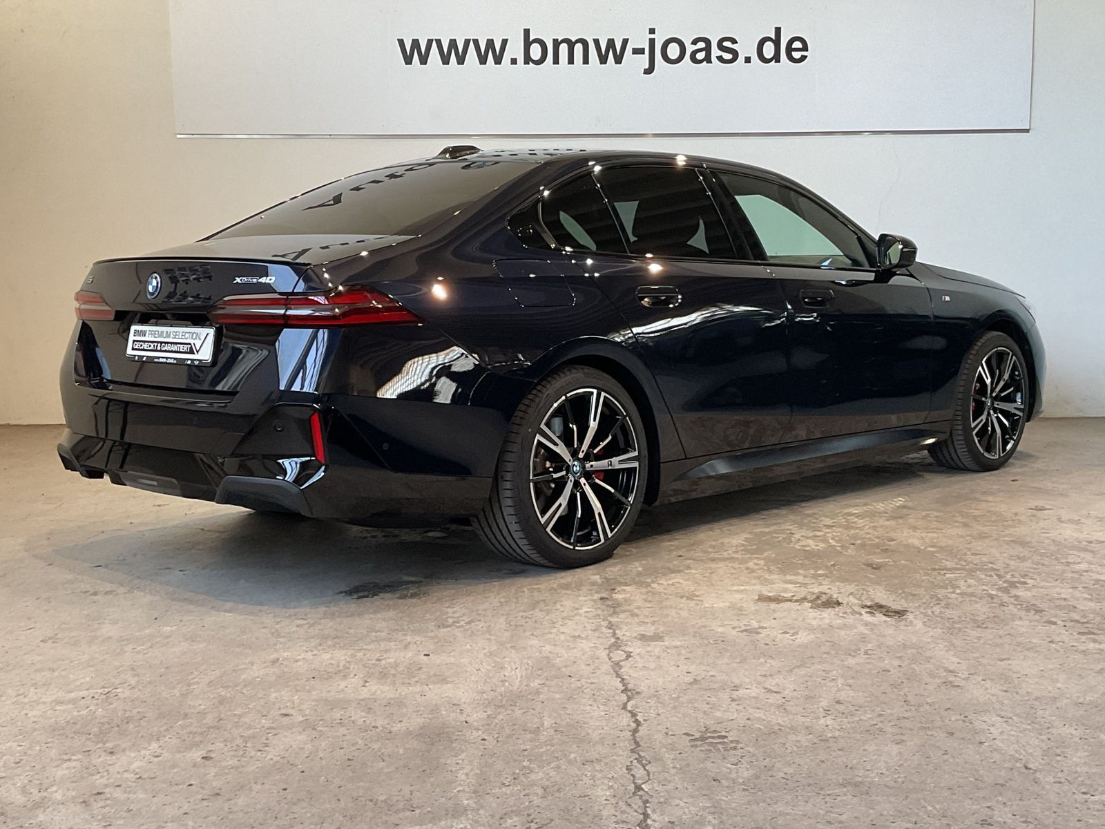 Fahrzeugabbildung BMW i5 xDrive40 M Sportpaket pro, aktive Sitzbelüftu