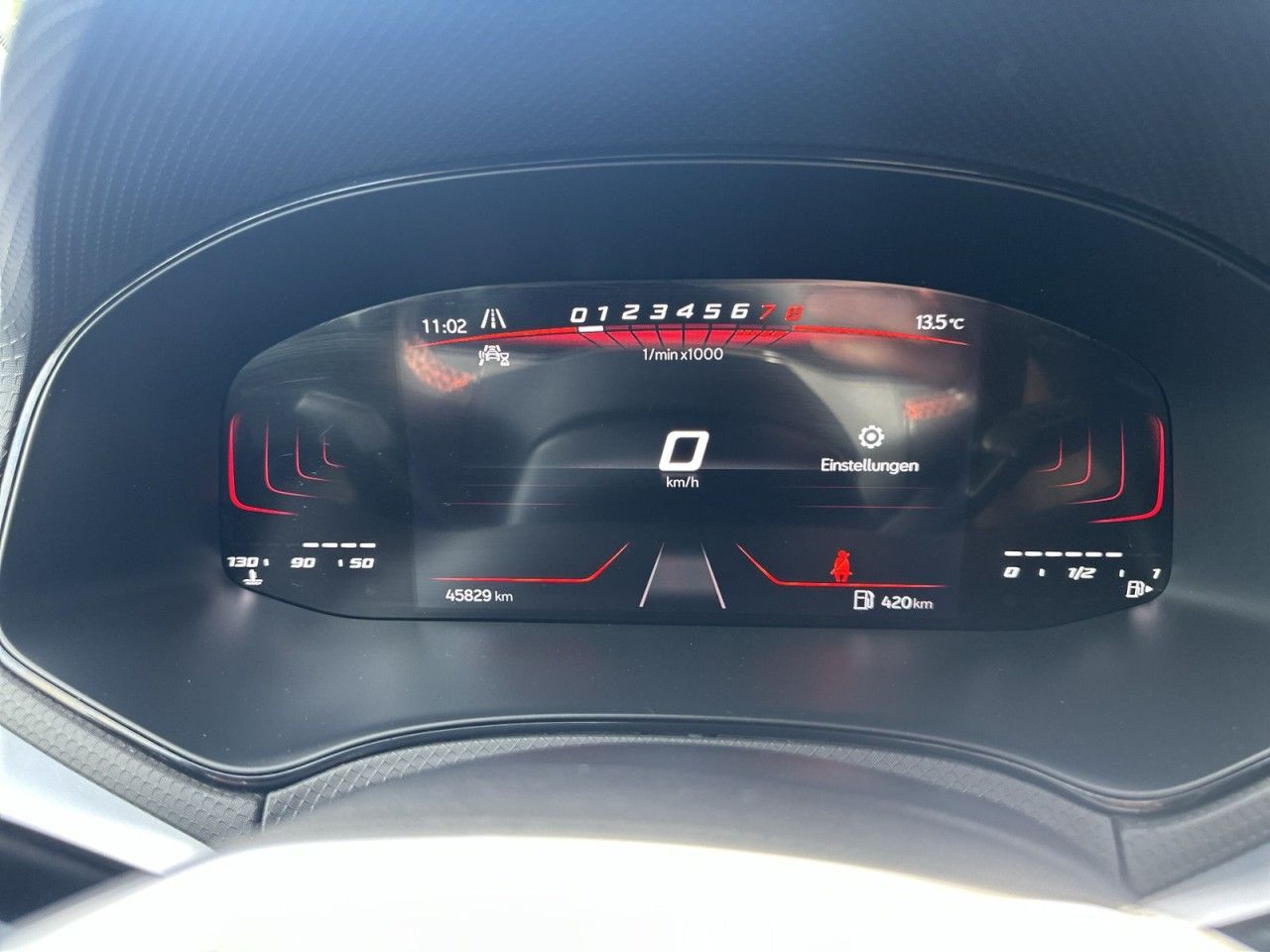 Fahrzeugabbildung SEAT Arona FR 1.0 TSI 110 PS 6-Gang-Kamera*1Hnd* - mit KI generiert/bearbeitet