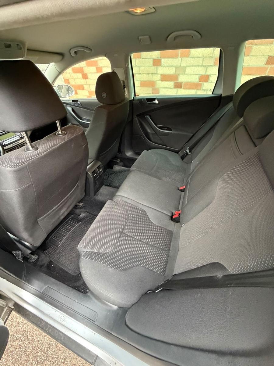 Volkswagen Passat 2005 — photo 6