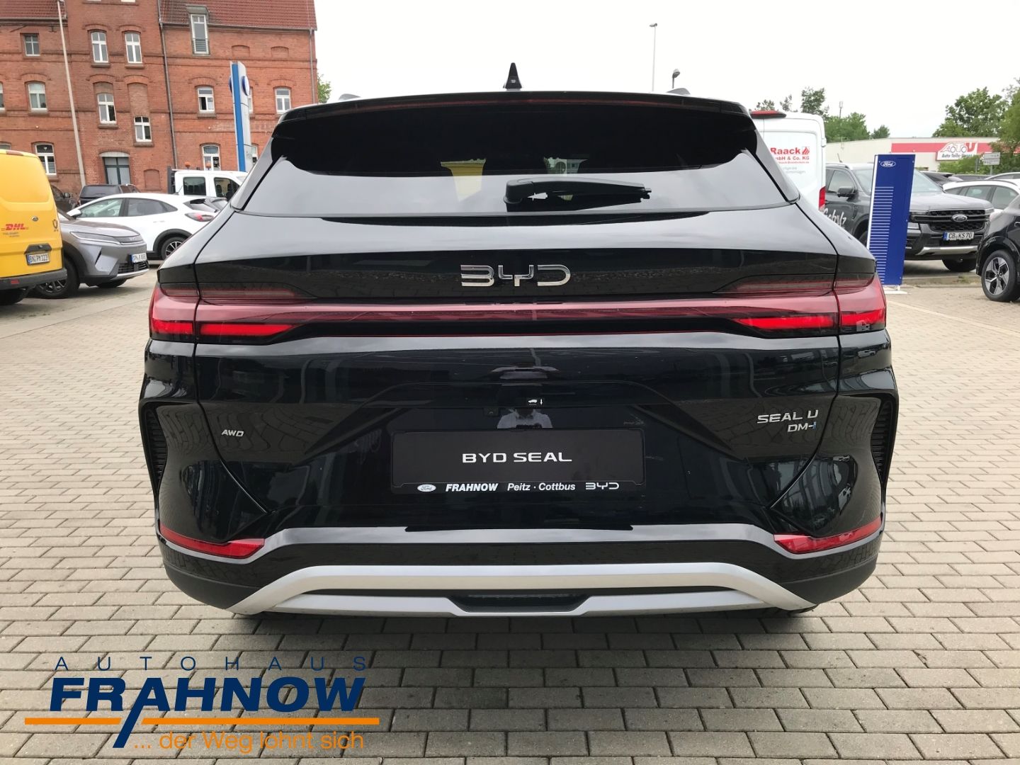 BYD SEAL U