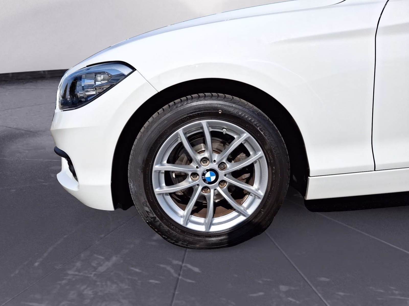 BMW 118i Advantage 