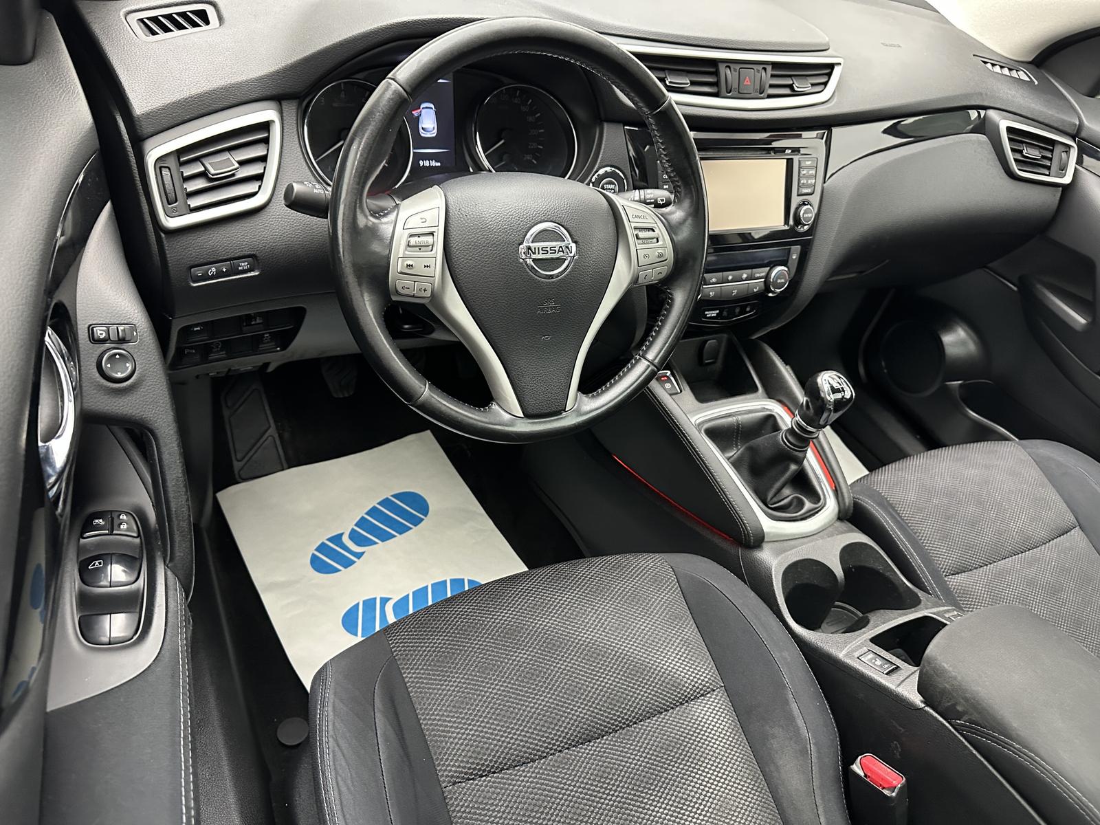 Nissan Qashqai Visia "PANO-NAVI-CAM-MULTI-SITZH"