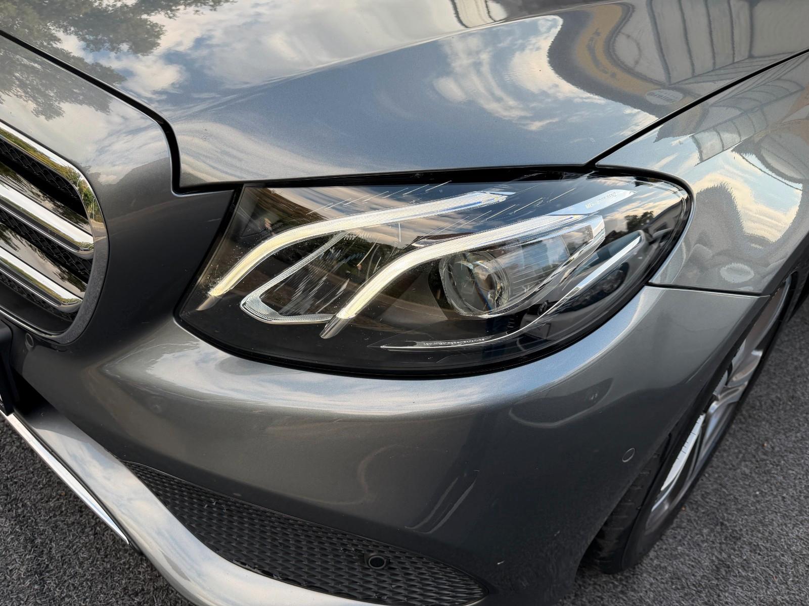 Mercedes-Benz E 220d Avantgarde AMBIENTE/LED/KAMERA/TOTWINKEL