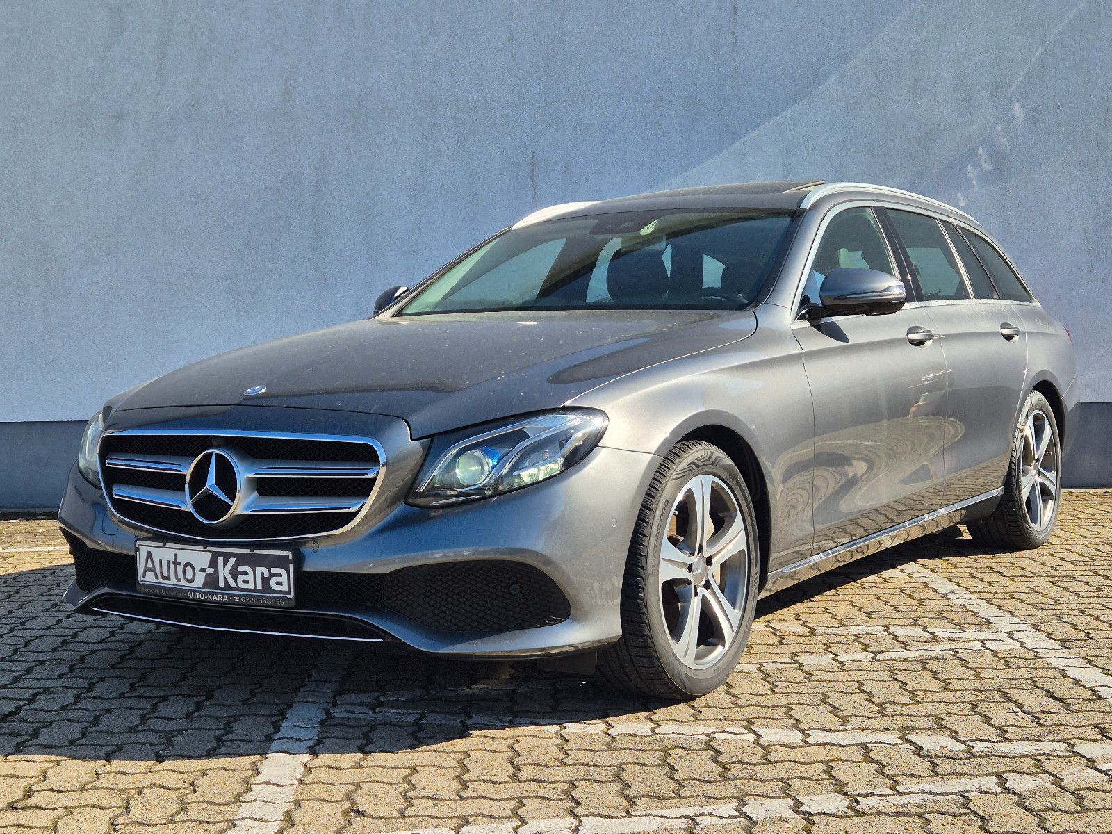 MERCEDES-BENZ E 350 d Avantgarde*Schiebedach*Widescreen*Totwi.
