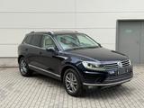Volkswagen Touareg 3.0 V6 TDI  - VW Touareg Gebrauchtwagen in Bonn