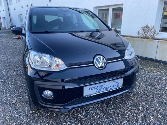 Volkswagen up! Active