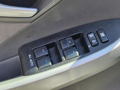 Fahrzeugabbildung Prius Life 1.8 VVT-i HUD Klimaautom Keyless Entr
